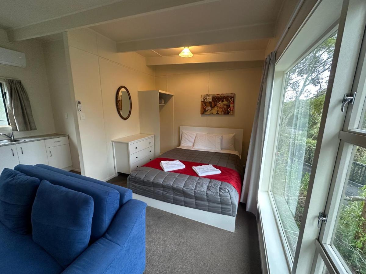 Touchwood Motor Inn & Inner City Camping Ground Auckland Exteriör bild
