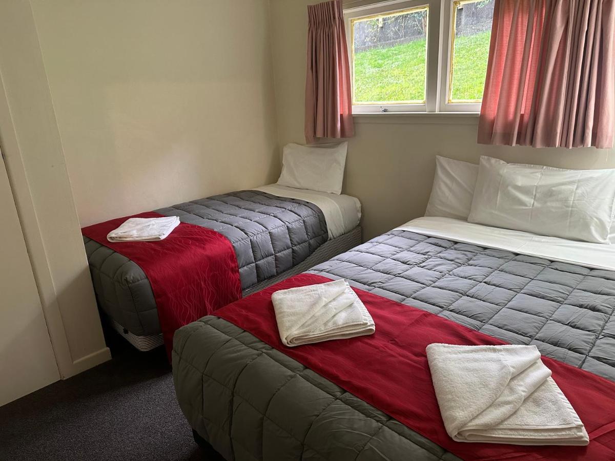 Touchwood Motor Inn & Inner City Camping Ground Auckland Exteriör bild