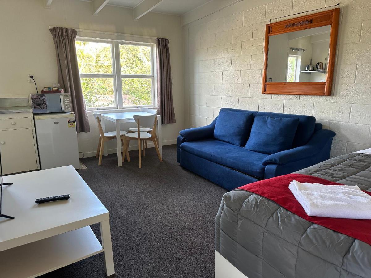 Touchwood Motor Inn & Inner City Camping Ground Auckland Exteriör bild